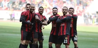 Süper Lig’e dönüyor!