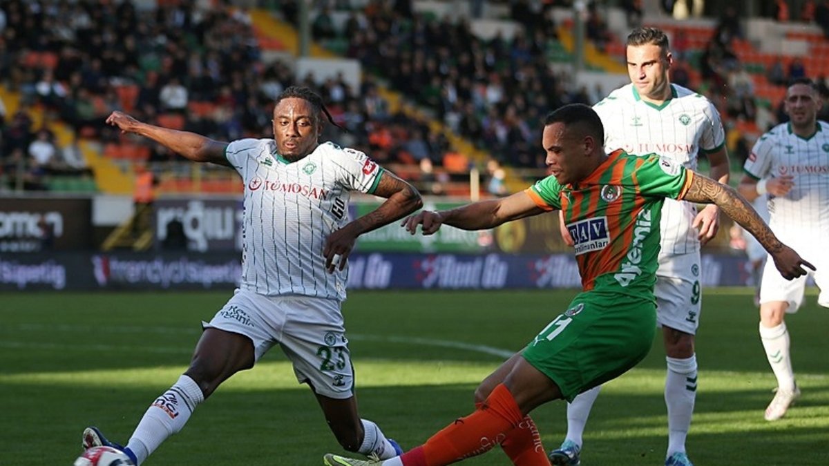 Corendon Alanyaspor TÜMOSAN Konyaspor'u 2 golle geçti: İşte maçın özeti