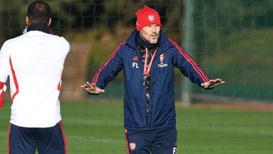 Ljungberg Arsenal'deki yardımcı antrenörlük görevinden istifa etti