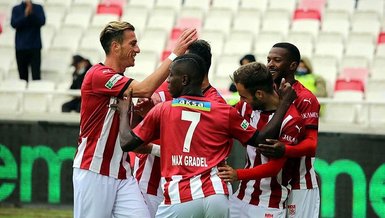 Yigido Dan Besiktas A Gozdagi Fotomac