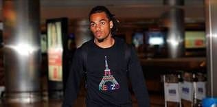 Denayer bu kez imzaya geldi