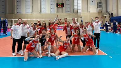 17 Yaş Altı Kız Milli Takımı'mız Avrupa Voleybol Şampiyonası'nda finalde!