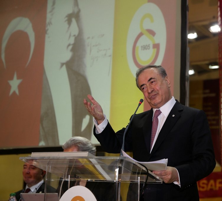 Galatasaray Başkanı Mustafa Cengiz Divan Kurulu toplantısında konuştu