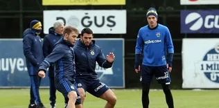 Fenerbahçe’de derbi mesaisi
