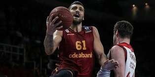 Aslan Ruslara fark attı