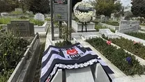 Baba Hakkı kabri başında anıldı