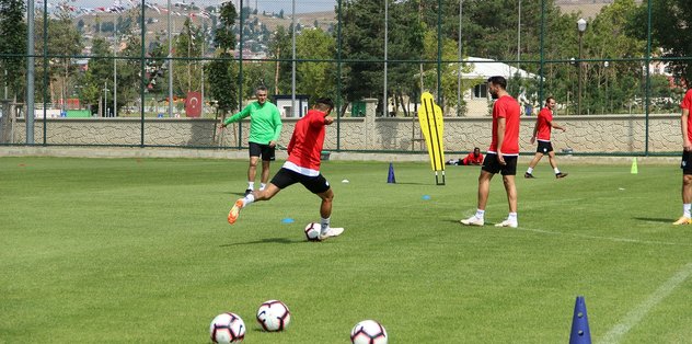 B.B. Erzurumspor Atiker Konyaspor maçı hazırlıklarını tamamladı