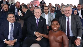 Cumhurbaşkanı’nı görünce heyecanlandı