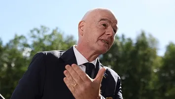 Infantino ret yedi!