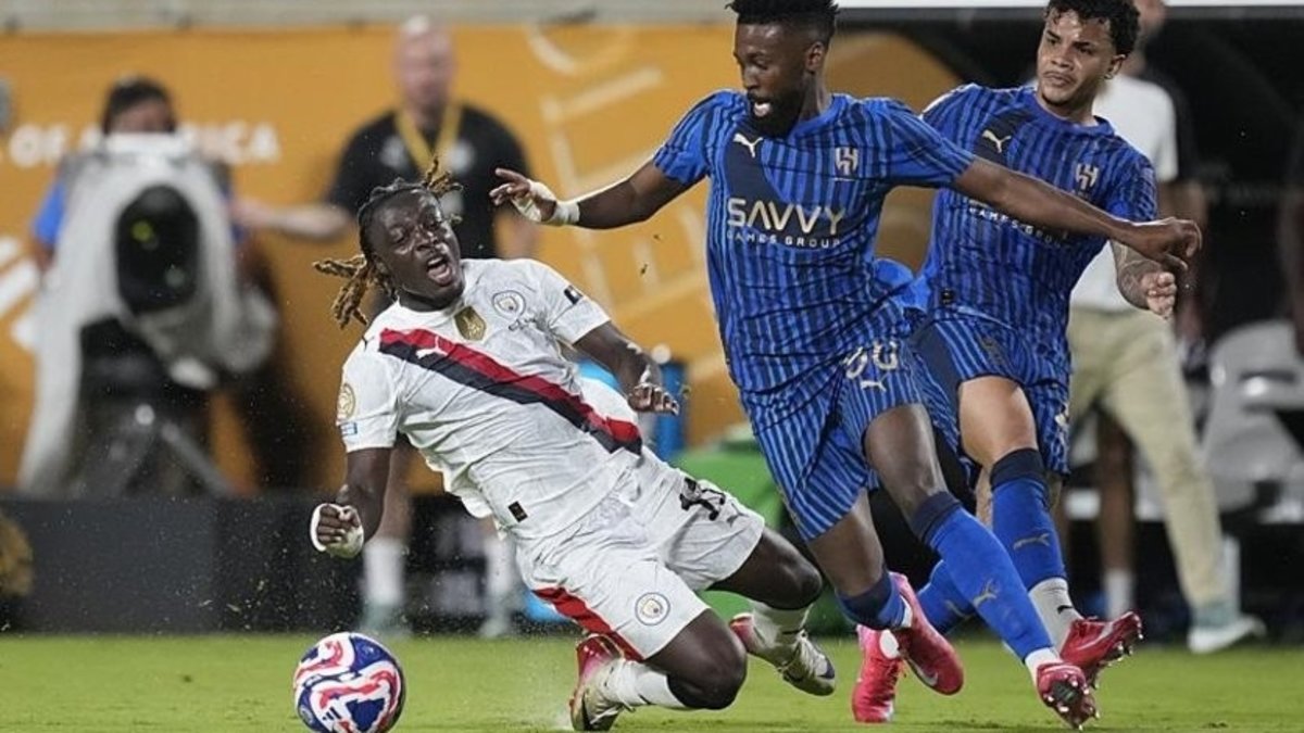 Şok! Manchester City, Suudi Arabistan Takımına Yenilerek Dünya Kupası'na Veda Etti