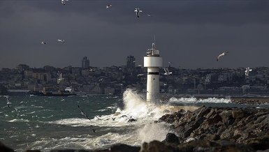 KARA KIŞ GERİ GELDİ | Meteoroloji'den uyarı üstüne uyarı: Kuvvetli sağanak ve fırtına...