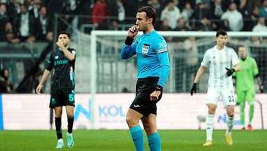 Adana Demirspor'da Yusuf Barasi kırmızı kart gördü!