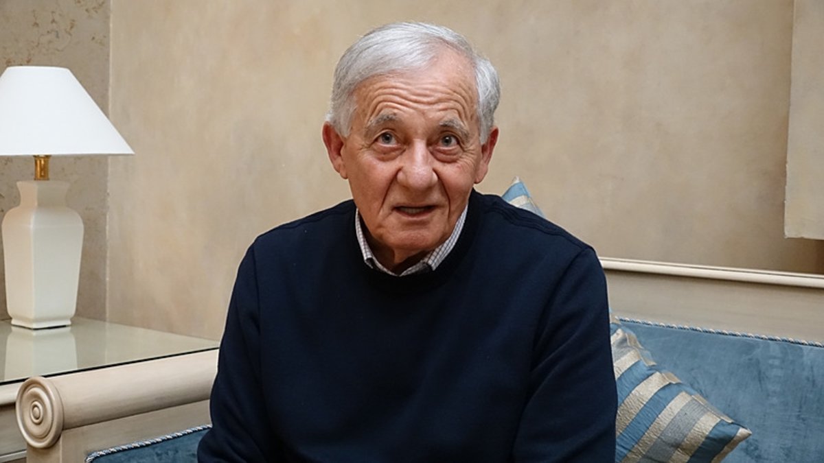 Trabzonspor’un ilk gol kralı Necmi Perekli’den Paul Onuachu'ya övgüler!