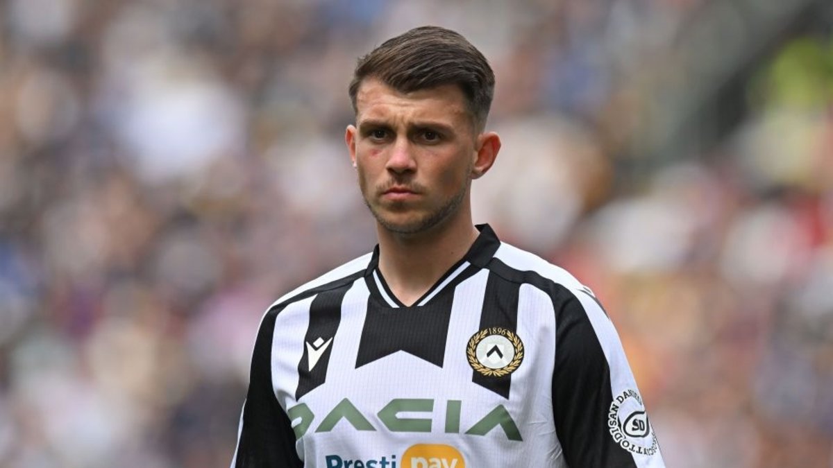 TRANSFER HABERİ - Fenerbahçe'den Samardzic sürprizi! İstenen rakam dudak uçuklattı TRANSFER HABERİ - Fenerbahçe'den Samardzic sürprizi! İstenen rakam dudak uçuklattı