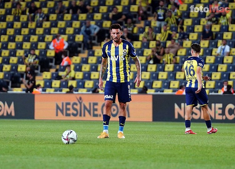 Son dakika spor haberleri: Fenerbahçe'de İrfan Can Kahveci şoku!