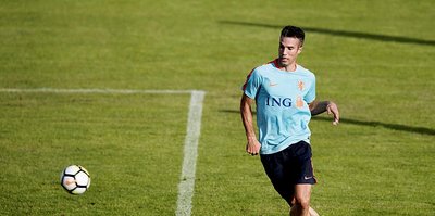 Van Persie'den Clichy'ye: Sakın!