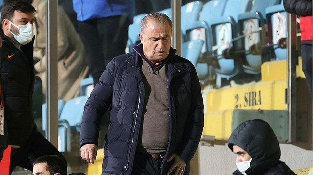 Galatasaray'da 'haysiyet krizi' büyüyor! Fatih Terim o isteği kabul etmedi #