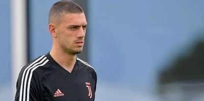 Efecan Karaca: Merih Demiral kalbinin güzelliğini yaşıyor