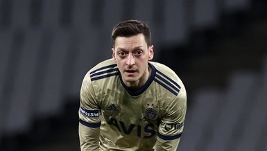 ‘En iyisi Mesut Özil’