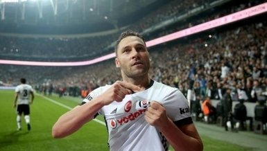 Tosic’e bıçaklı tehdit!