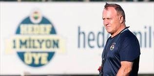 Şen’e sarıldı tek tek ilgilendi