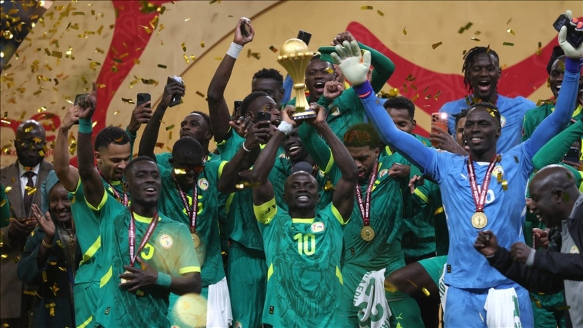 Senegal'in sahadan çekilmesi sonrası kupa hükmen Fas'ın!