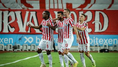 Antalyaspor 2-1 İstanbulspor (MAÇ SONUCU - ÖZET)