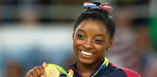 Simone Biles’tan rekor