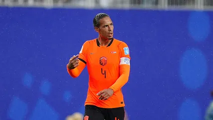 Hollanda basını transferi duyurdu! Galatasaray ve Van Dijk...