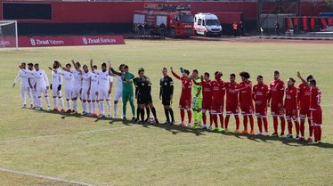 Van Büyükşehir Belediyespor-Boluspor maçından kareler