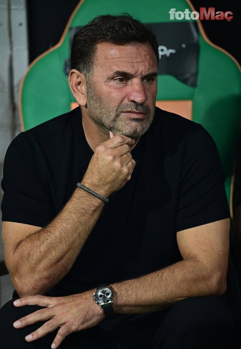 Okan Buruk'a eleştiri yağmuru! "Ne yaptığını bilmiyor"