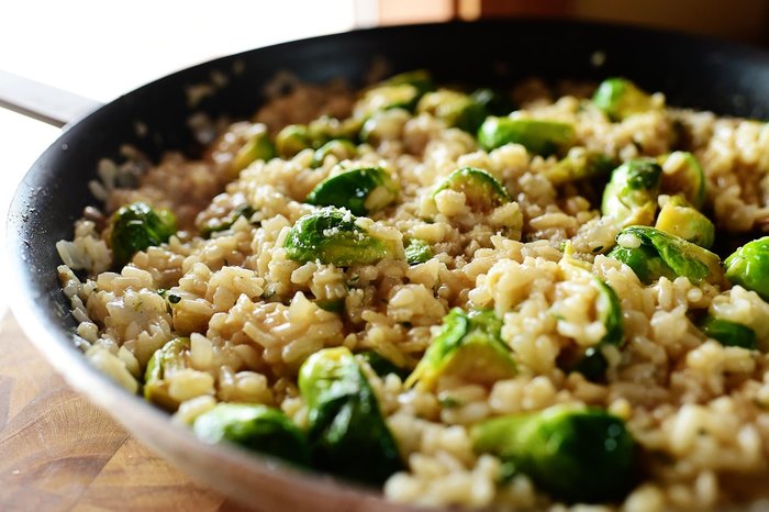 risotto-tarifi-risotto-nasil-yapilir-risotto-malzemeleri-yapilisi-ve-puf-noktalari-1687326889561.jpeg