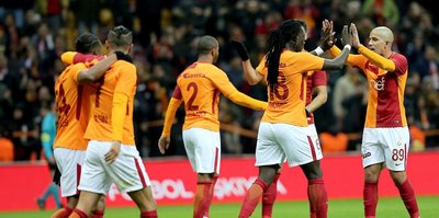 Galatasaray, maç fazlasıyla liderliğe yükseldi