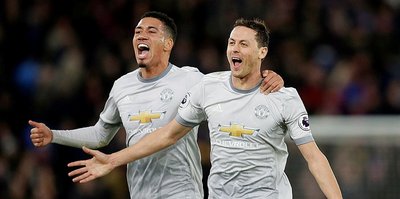 Manchester United 2 farktan geri döndü