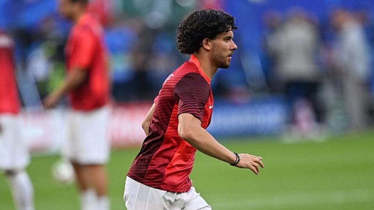 FENERBAHÇE TRANSFER HABERİ: Ferdi Kadıoğlu için geliyorlar! İşte o 9 kulüp