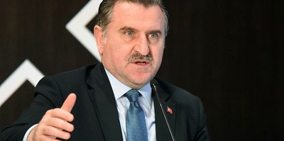 Bakan Bak'tan Yeşim Bostan'a tebrik