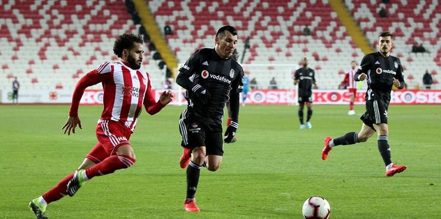 Erman Toroğlu: Medel ağır adam Medel'den stoper olmaz