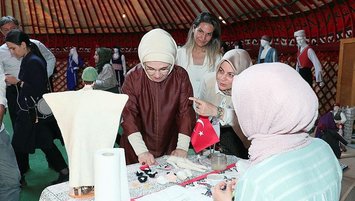 Emine Erdoğan'dan Etnospor Kültür Festivali'ne ziyaret
