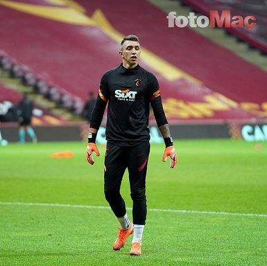 Galatasaray’da kasa dolacak! Yıldız futbolcuya rekor bonservis