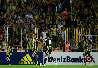Fenerbahçe’de iki isim ile yollar ayrılıyor!