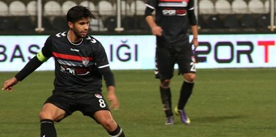 Manisaspor'da kaptan Metin resmen gitti