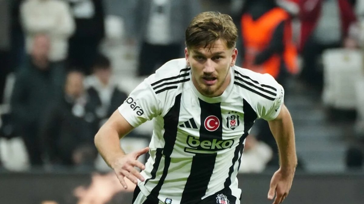 TRANSFER HABERİ - Beşiktaş'ta Semih Kılıçsoy için yeni plan! Kiralık formülü gündemde TRANSFER HABERİ - Beşiktaş'ta Semih Kılıçsoy için yeni plan! Kiralık formülü gündemde