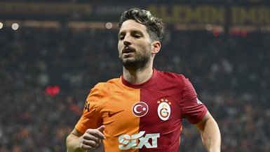 Galatasaray'da Dries Mertens'ten emeklilik açıklaması!