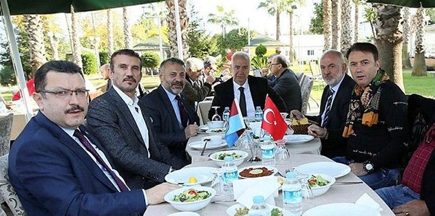 Her şey şehitler için!