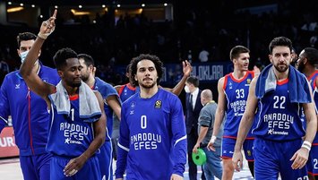 A. Efes Monaco deplasmanında