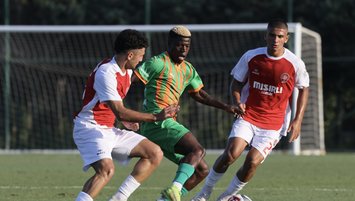 Alanya, Gümrük maçını 2-0 aldı