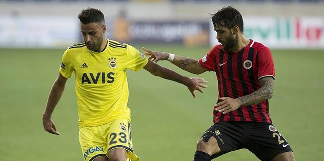 Deniz Turuc O Tepkisinin Sebebini Acikladi Son Dakika Fenerbahce Haberleri Fotomac