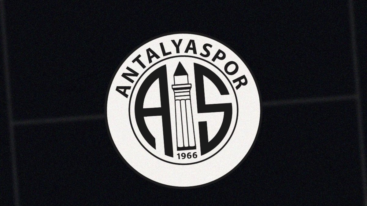 Emre Belözoğlu'nun acı günü! Emre Belözoğlu'nun acı günü!