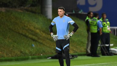 Muslera'dan Lionel Scaloni'ye tebrik!