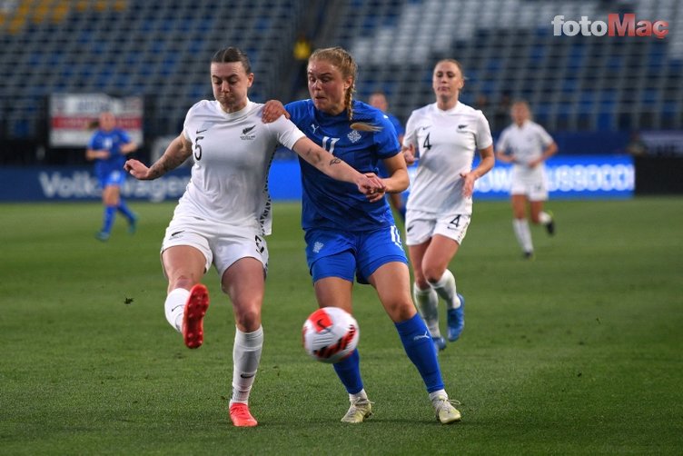 Son dakika spor haberi: Yeni Zelandalı Meikayla Moore kendi kalesine hat-trick yaptı!